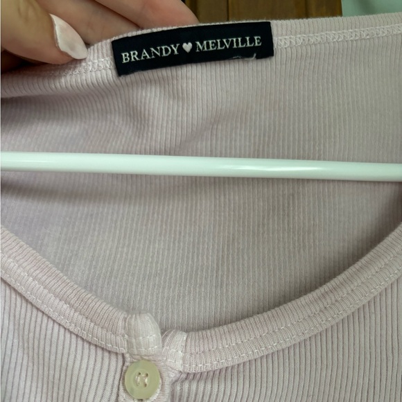 Brandy melville cropped pink button up - Picture 2 of 2